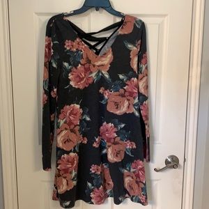 Flowy floral tunic with lace up back